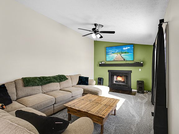 3rd image of 3981 W 1000 S