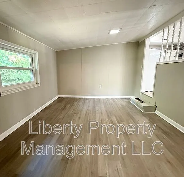 475 Albemarle Dr — Photo 8