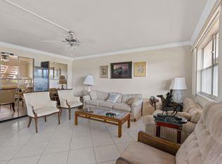 601 Saxony M #601, Delray Beach, FL 33446