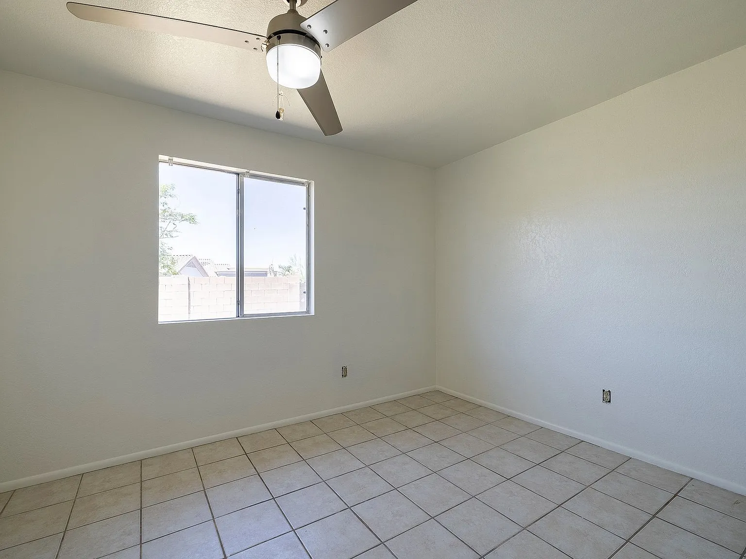 Meridian 21 Apartments — Photo 4