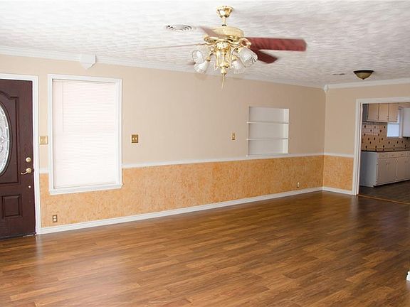 5th image of 406 San Jacinto Dr