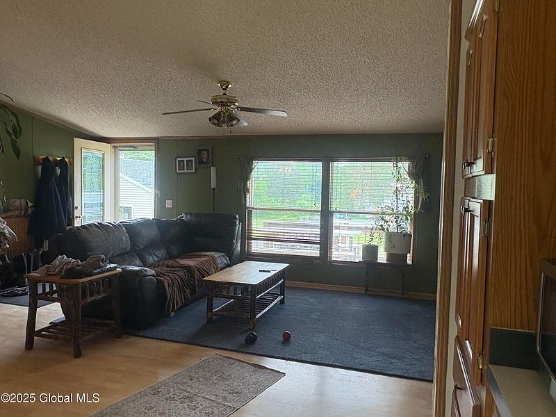 5th image of 278 Lakeview Avenue