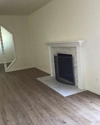 4th image of 231 Lakewood Ave