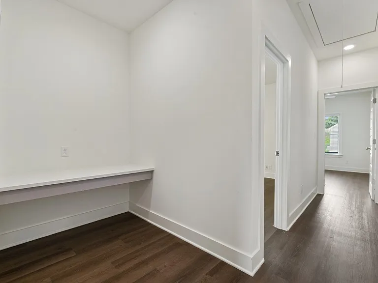 Turnberry Park Apartments and Homes — Photo 212