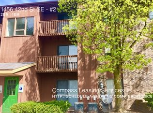1456 42nd St SE APT 2, Grand Rapids, MI 49508