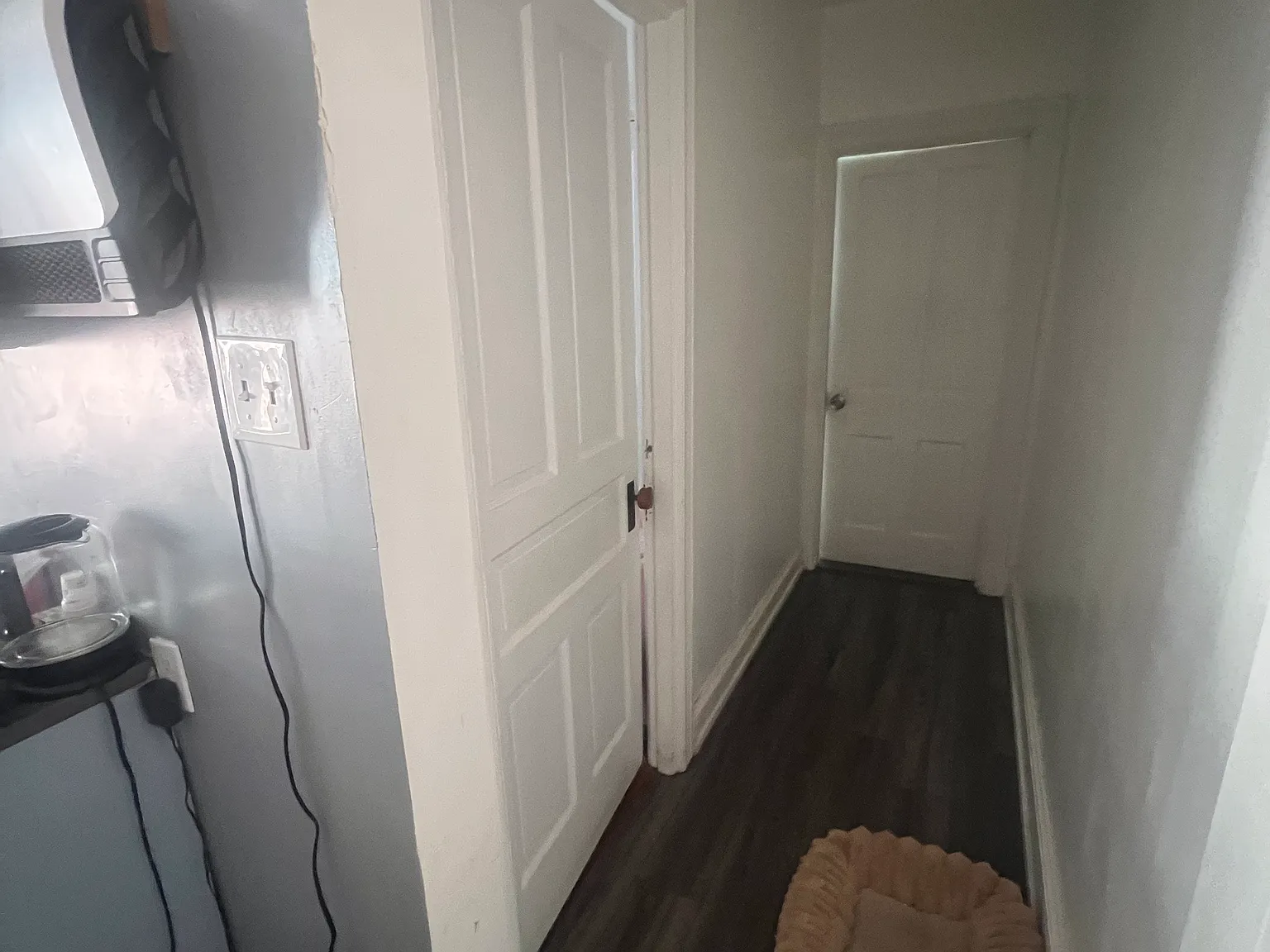 2 bed, $1,300 — Photo 2