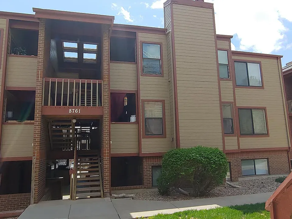 8761 Dawson St #301