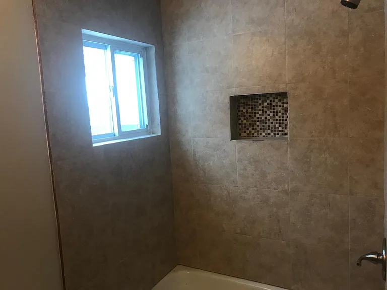 2919 Tamarack Dr — Photo 3