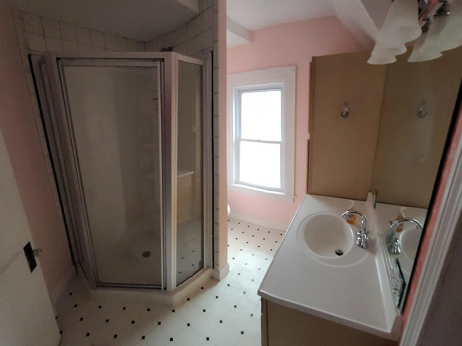 1 bed, 800 sqft, $1,550 — Photo 3