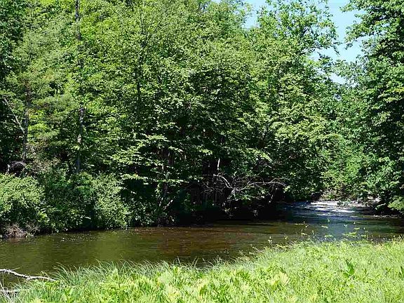 2nd image of 754 Route 29