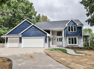 W313S2596 Penny Ln, Wales, WI 53183