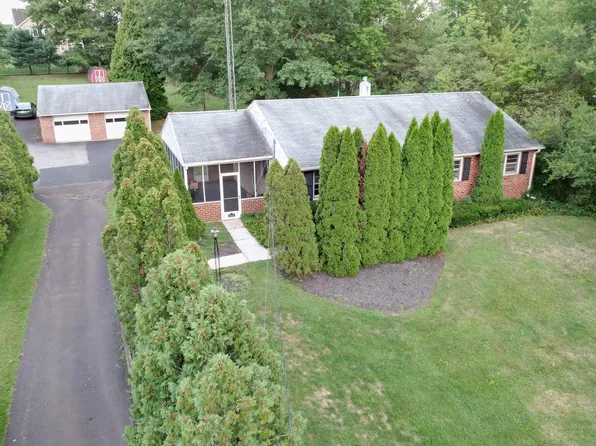 2076 Store Rd, Harleysville, PA 19438