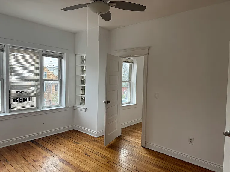 2222 W 23rd Pl #2 — Photo 8