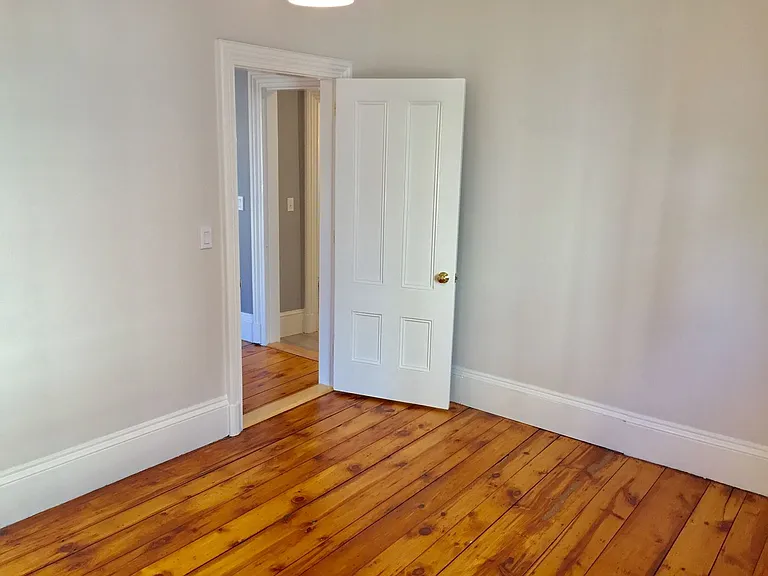 40 Spruce Street — Photo 17
