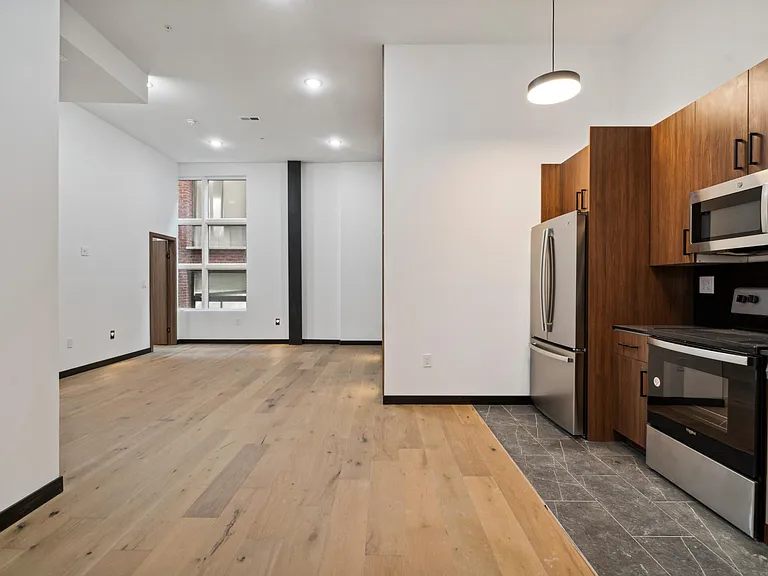 212 Church St #4 — Photo 1