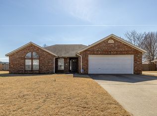 249 Wedgeview Dr, Farmington, AR 72730