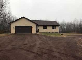 39122 Darling Ln, Hinckley, MN 55037