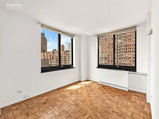 Rented by Sotheby's International Realty | media 13