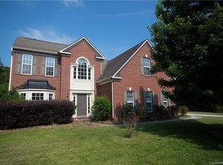 2017 Canopy Dr, Indian Trail, NC 28079