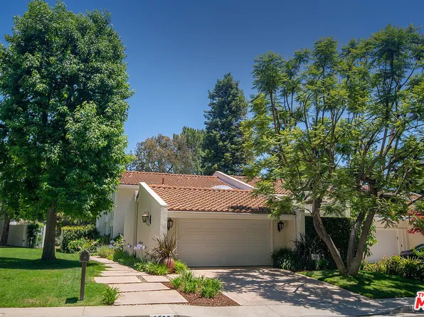 2690 Claray Dr, Los Angeles, CA 90077