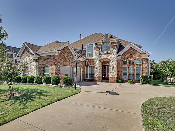 2nd image of 200 Crenshaw Dr
