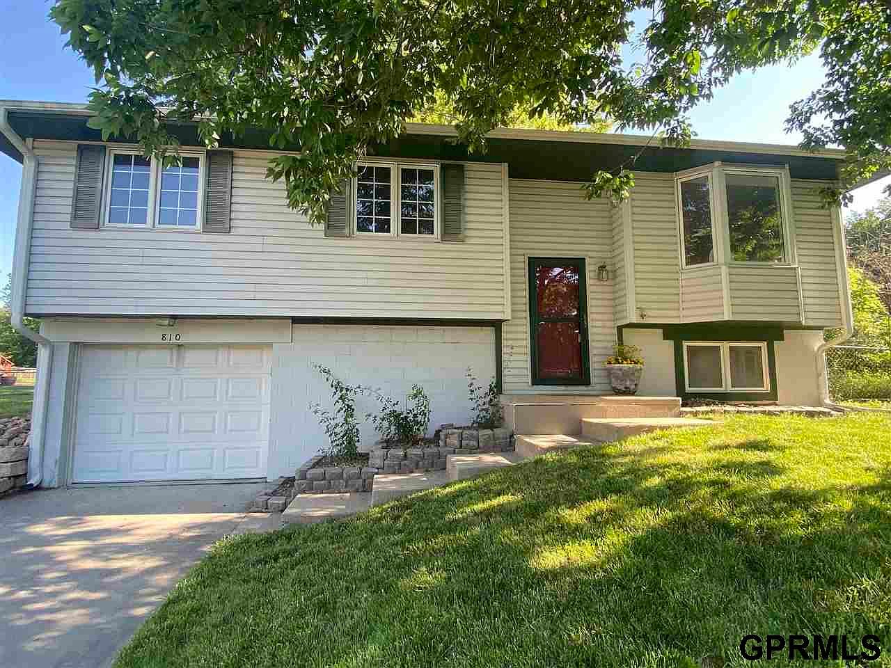 810 E 4th St, Hickman, NE 68372 Zillow