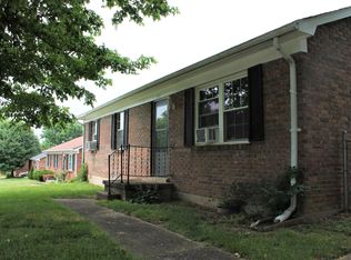 200 Holiday Dr, Nicholasville, KY