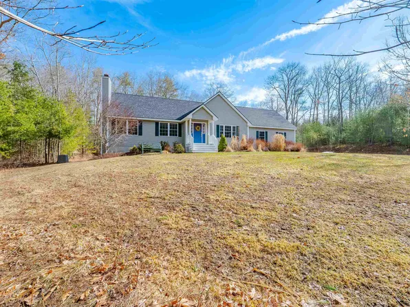 114 Scruton Pond Road, Barrington, NH 03825