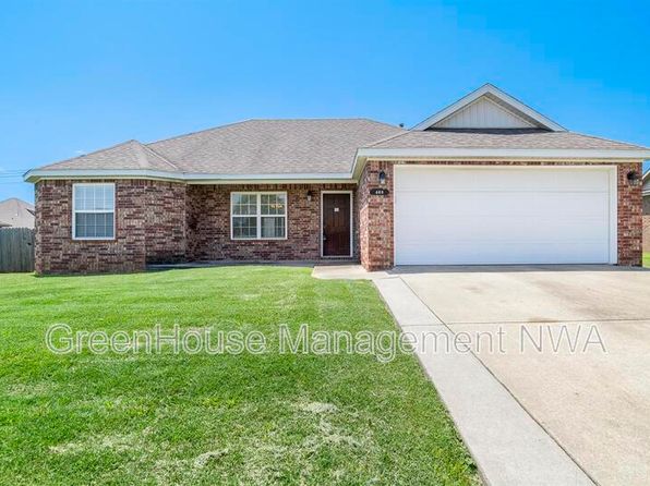 403 Cherry St, Pea Ridge, AR 72751