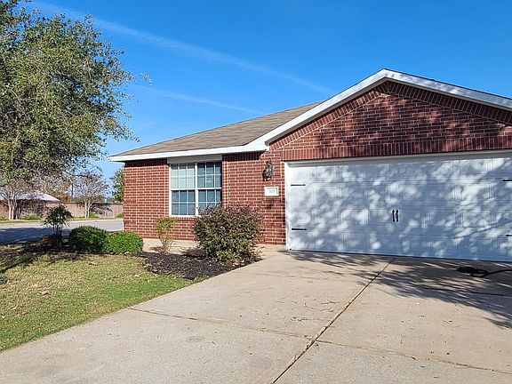 2nd image of 101 Meadow Park Dr