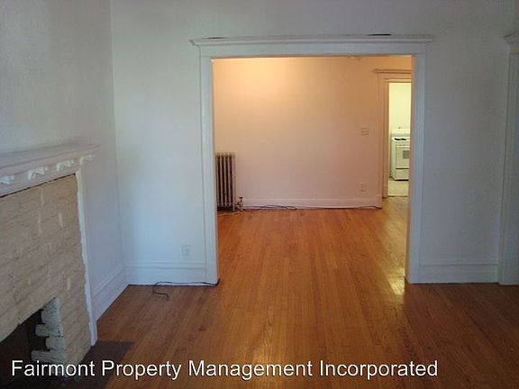 2nd image of 2274 W Leland Ave #3W