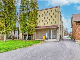 17 Station Rd, Toronto, ON
