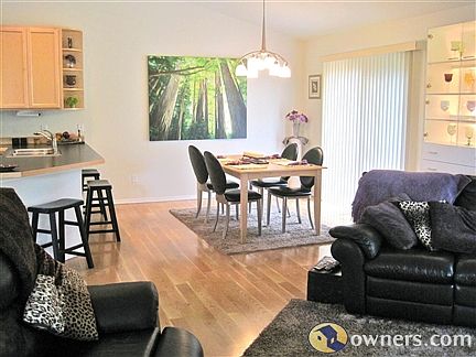 Open floorplan, one view from LR