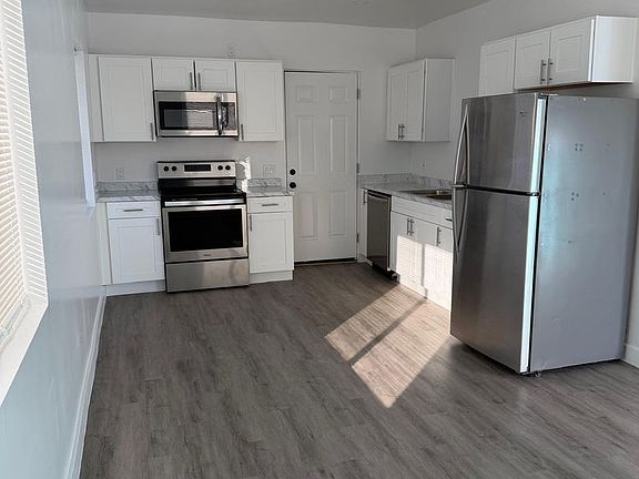 3rd image of 2316-2318 E Roosevelt St #2
