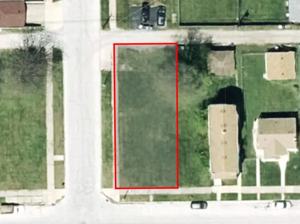 448 155th St, Calumet City, IL 60409