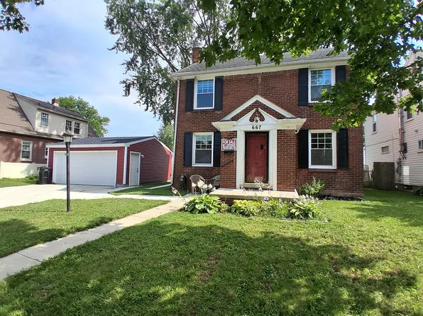667 North Dr, Wyandotte, MI 48192