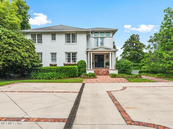 4066 MCGIRTS Boulevard, Jacksonville, FL 32210