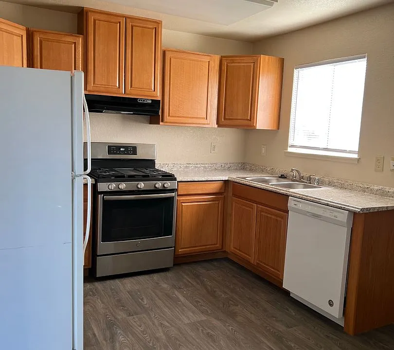 991 Del Rio Dr
