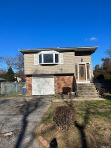 239A Crombie Street, Huntington Station, NY, 11746