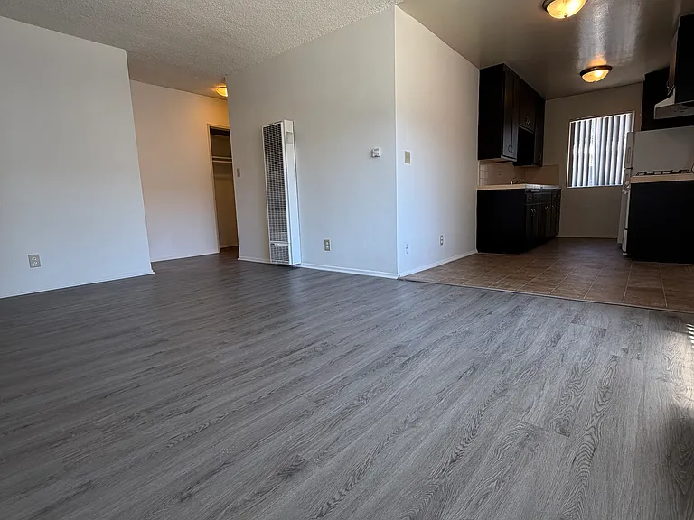 11275 Huston St #5 — Photo 4