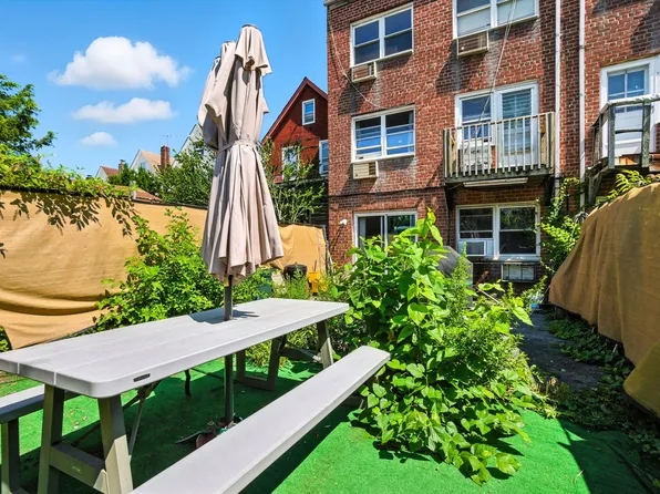 61-26 Booth Street image 34 of 35