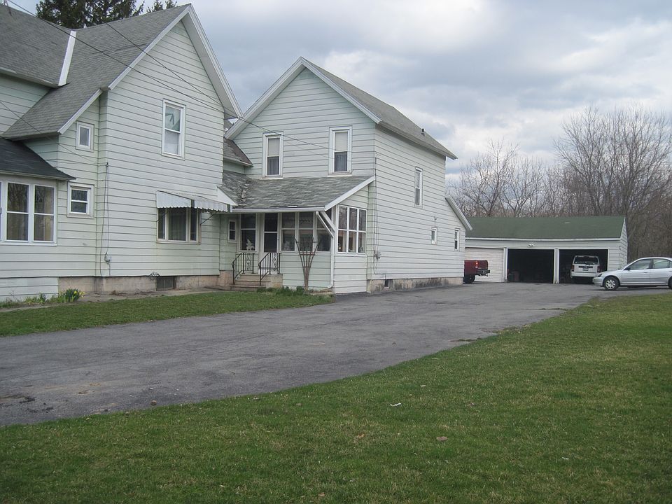 2nd image of 69 S Main St