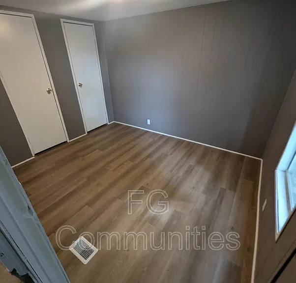 1904 N William St #5 — Photo 7