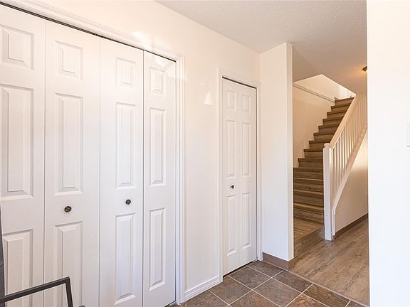 3rd image of 2834 Sooke Rd