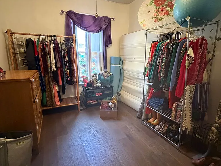 658 E Conway Ct — Photo 8