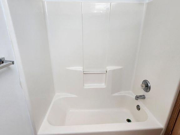 2nd image of 5796 Briarcliff Ln #8