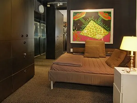 Sold by Corcoran | media 16