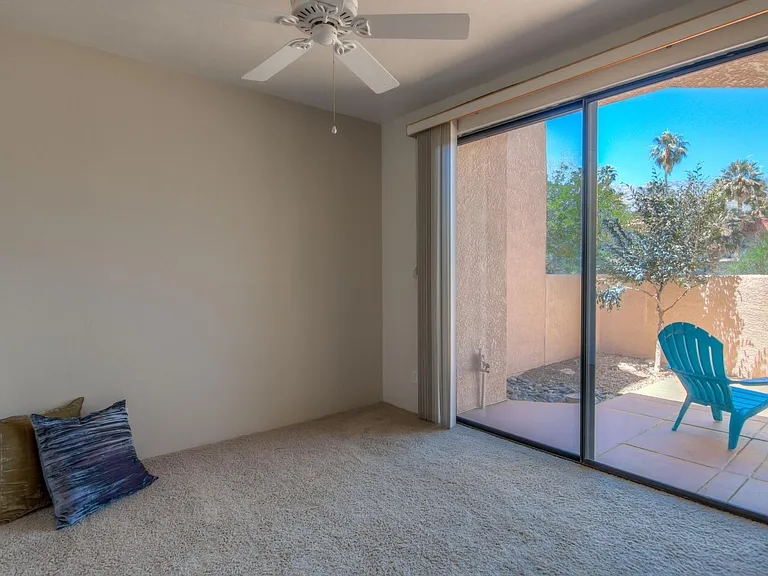 5675 N Camino Esplendora #2108 — Photo 8