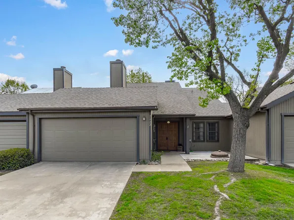 2622 E Tulare Avenue, Visalia, CA 93292