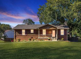 900 Cointreau Dr, Hermitage, TN 37076